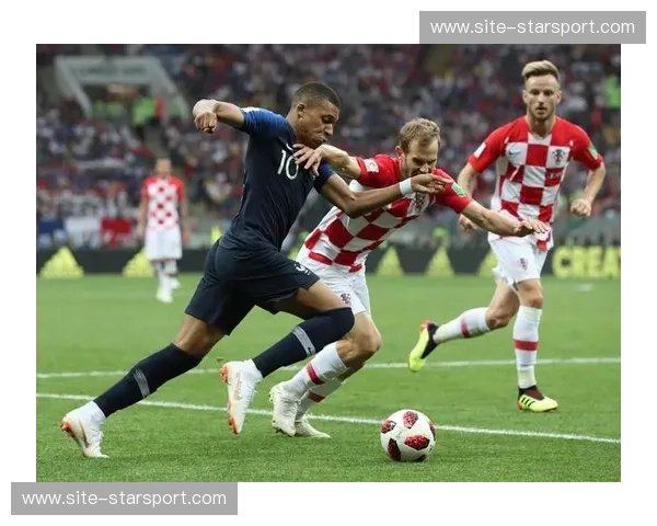 巅峰对决：当葡萄牙黄金一代遇上高卢雄鸡——全方位深度解析葡法大名单的爱恨情仇